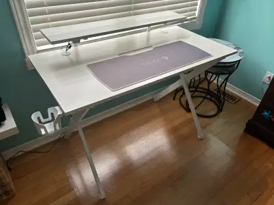 Emerge Vizon 47" Gaming Desk - White, View more
