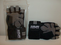 Bargain! NEW 3 Items Simari Gloves, Headband + Nike Wristbands