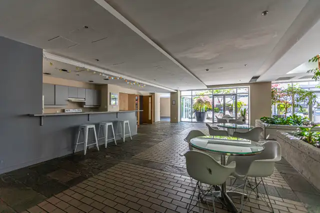 Hotel Alternative | Furnished 2BR with A/C | Daily, Weekly .. in British Columbia in Canada - Image 9