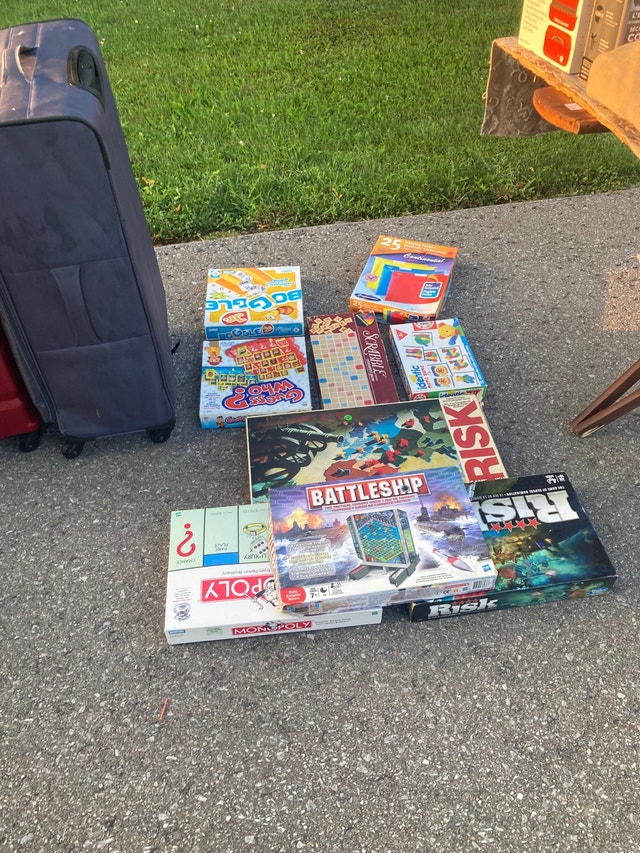 1165 fairbairn st garage sale Garage Sales Peterborough Kijiji