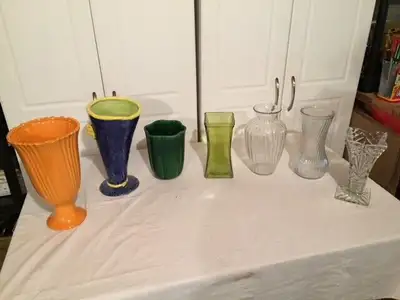 7 BEAUTIFUL FLOWER VASES (1$ EACH), View more