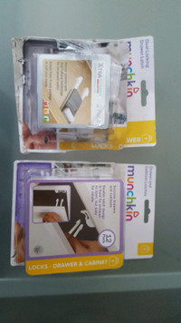Drawer and cabinet latches  (2 packs)