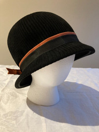 Vintage 60s TOSCANO Italy Charmaine Black Felt Bow CLOCHE HAT