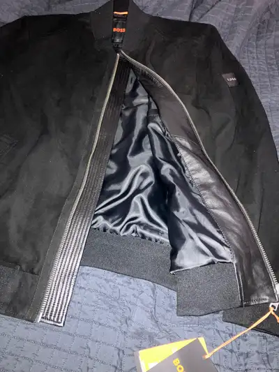 Men’s Hugo Boss Sheepskin Leather Bomber Jacket New Large, View more
