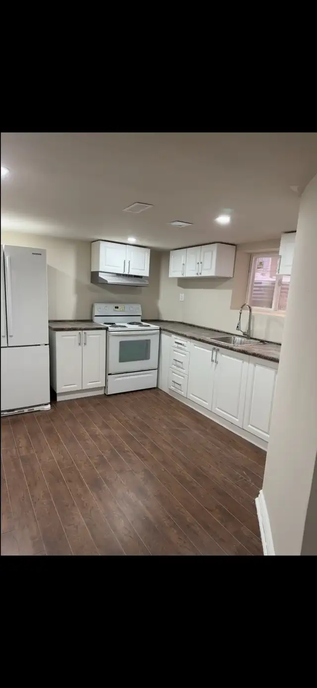 BASEMENT FOR RENT - 2 ROOMS (GIRLS)