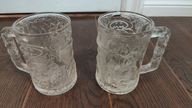 Vintage McDonald's Batman Glasses in Arts & Collectibles in Guelph - Image 2
