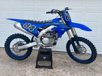 FOR SALE 2023 Yamaha yz450f Only 9 hours Like new Fresh oil and filter change Good tires No issues B...