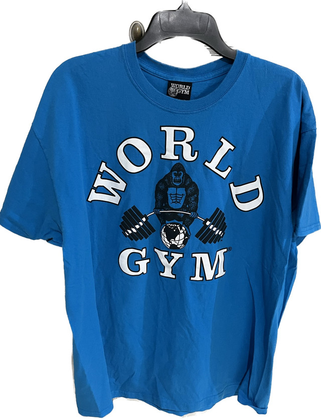 Vintage 90s World Gym T Shirt Light Blue Men’s XL in Arts & Collectibles in Markham / York Region