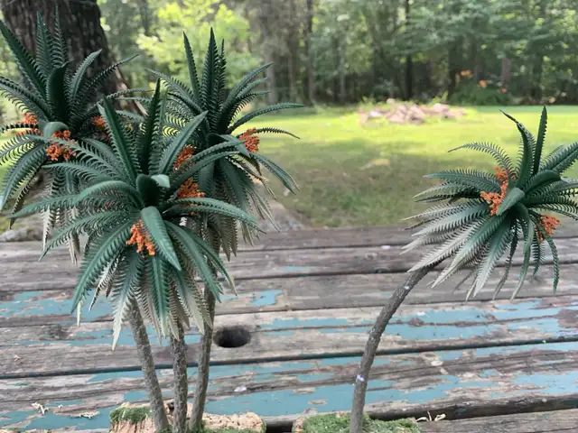 Palmiers artisanales  pour décoration crèche in Arts & Collectibles in Laurentides - Image 5