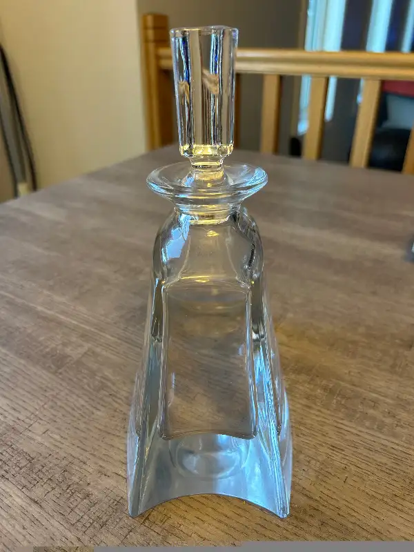 Decanter65048385502849123