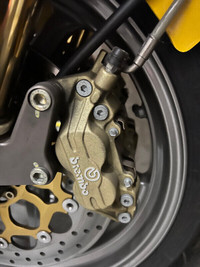 Ducati Brembo brake calipers 748 998 P4 2 pad 65mm axle mount oe