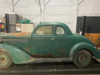 Frame off sand blasted and coated back on body new gas tank and break system all there but motor Hav...
