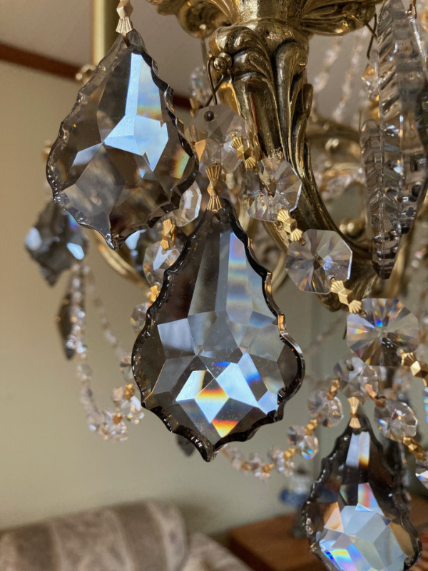 Lustre en Cristal fini Or / Golden finish Crystal Chandelier dans Décoration intérieure et accessoires  à Ville de Québec - Image 3