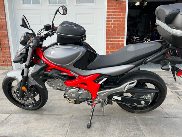 2015 Suzuki Galdius SFV 650 ABS dans Utilitaires et de promenade  à Ville de Montréal