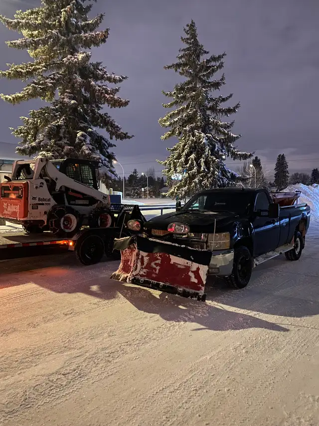 Snow removal service and Sanding in Other in Edmonton - Image 3