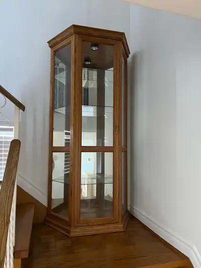 Buhler Curio Cabinet excellent condition, View more