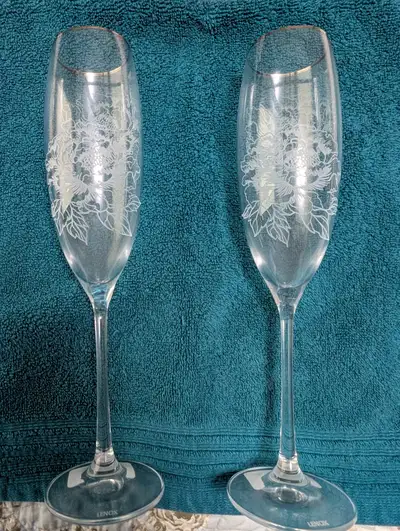 BRAND NEW! LENOX SILVER PEONY TOASTING FLUTE PAIR 10OZ (295,7ML), View more