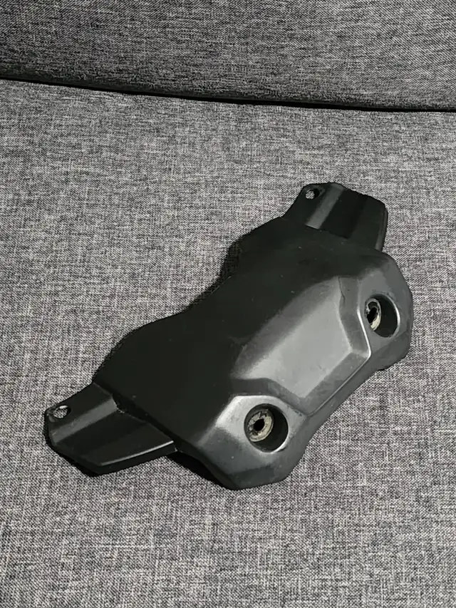 Yamaha FZ-09 / MT-09 Parts in Motorcycle Parts & Accessories in West Island - Image 8
