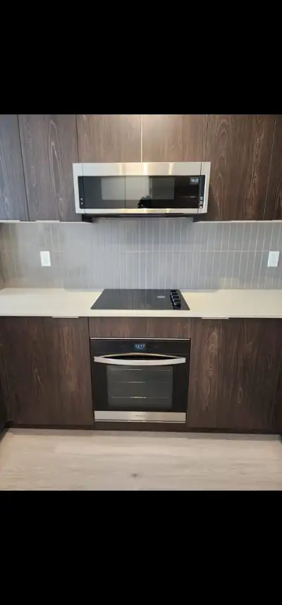 Brandnew Condo Apartment 1 Bed plus Den at Bronte & QEW akville