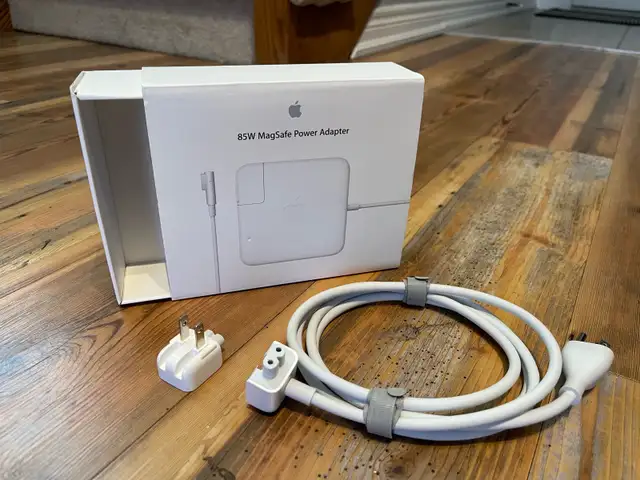 Apple 85W MagSafe AC Extender Cable MC556LL/B464153080151429120