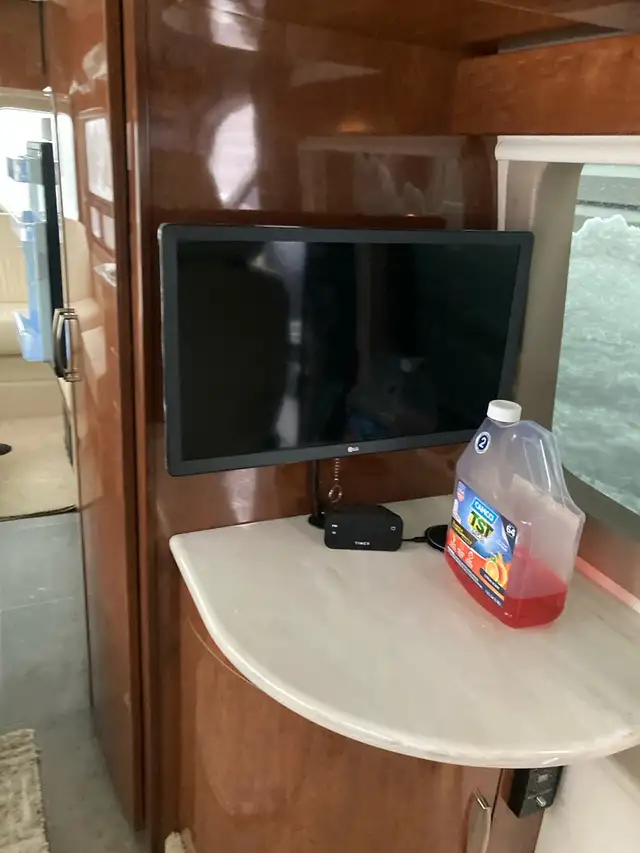  Mercedes pleasureway Fl in RVs & Motorhomes in Owen Sound - Image 9