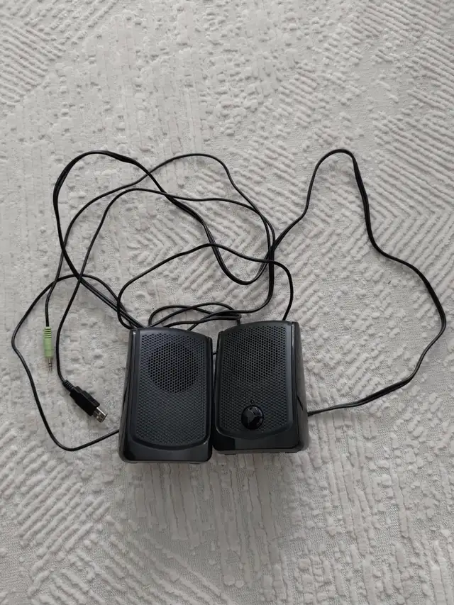 ASI Audio Technologies - Black USB Speakers Pair - EMCPU1-0G in Speakers in Burnaby/New Westminster - Image 2