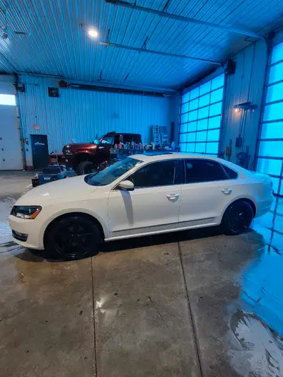 *Cash Only* Looking to sell my 2013 VW Passat TDI Highline 1200km for 1 tank of fuel New tires and b...