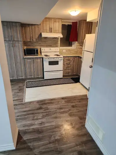 2 Bedrooms Basement for Rent – $1850(Utilities Included) Britannia Rd/Creditview Rd - L5M 4A1 Spacio...
