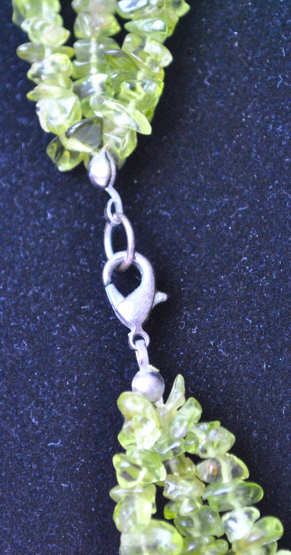 PERIDOT NECKLACE in Jewellery & Watches in Ottawa - Image 3