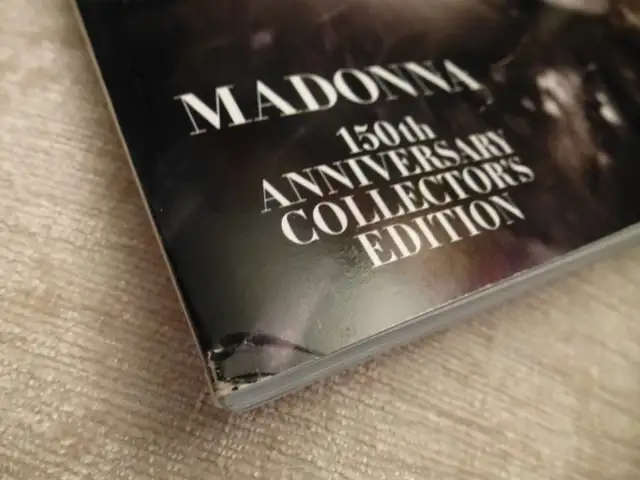 MADONNA-Magazine US Harper's Bazaar 150th Anniv. Collector's in Magazines in Longueuil / South Shore - Image 6