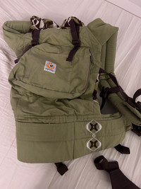 Ergo baby carrier