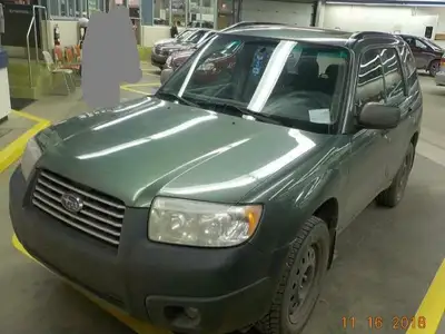 CAR SOLD FOR PARTS ONLY AUTOMATIC TRANSMISSION 140K $600 DRIVER SIDE REAR DOOR $250 COMPLETE/GLASS I...
