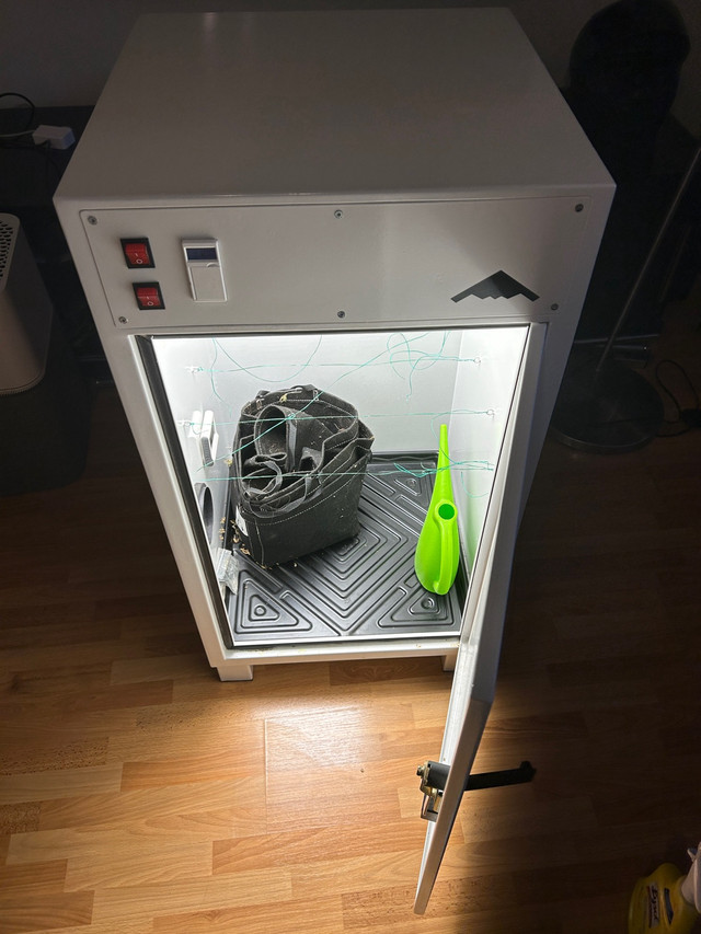 Stealth Box Grow Tent Cabinet in General Electronics in City of Toronto