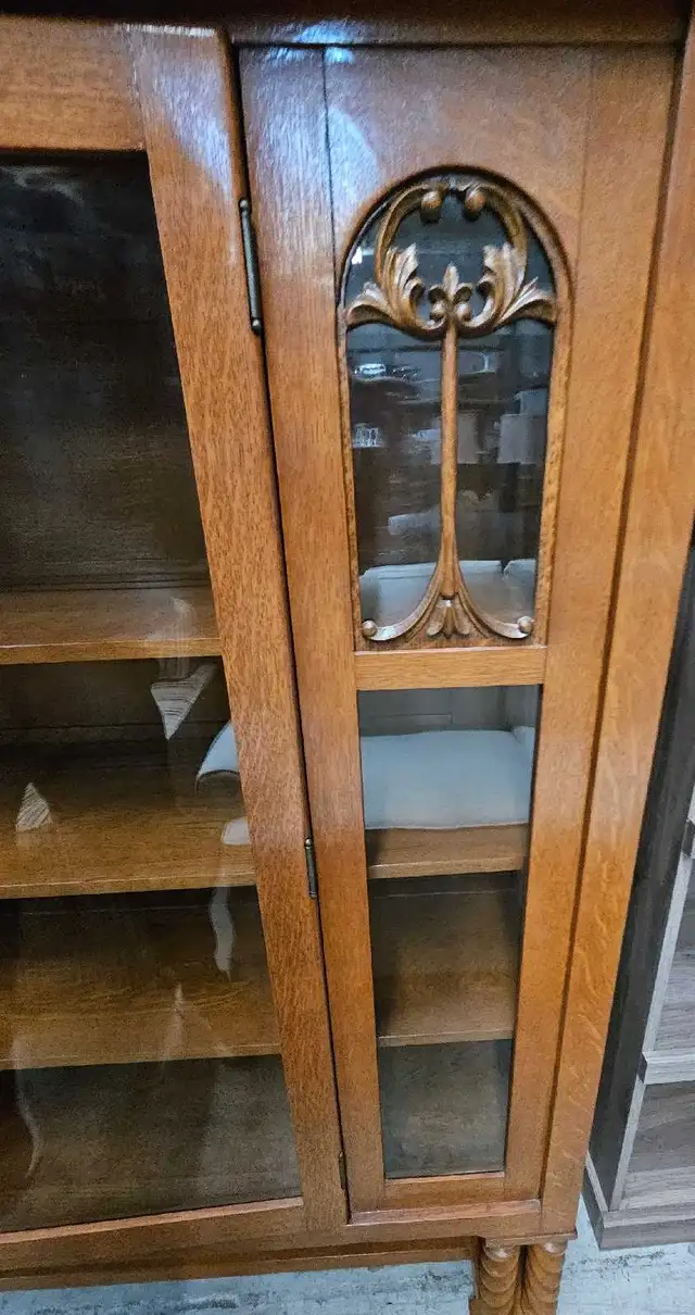 Charming Display Cabinet in Hutches & Display Cabinets in London - Image 4