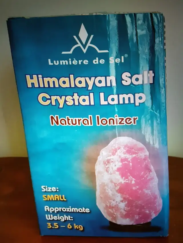 $26.00 Reduced from $45.00! Himalayan Salt Crystal Lamp in Indoor Lighting & Fans in Markham / York Region - Image 4