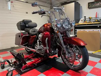 2013 Harley-Davidson CVO Road King Only 3600 Produced 8GB iPod c/w Dock and Holder Audio Module c/w...