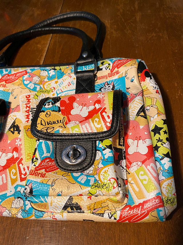 Like New Authentic Disney Parks Purse - Kisses Collage in Women's - Bags & Wallets in Ottawa - Image 3