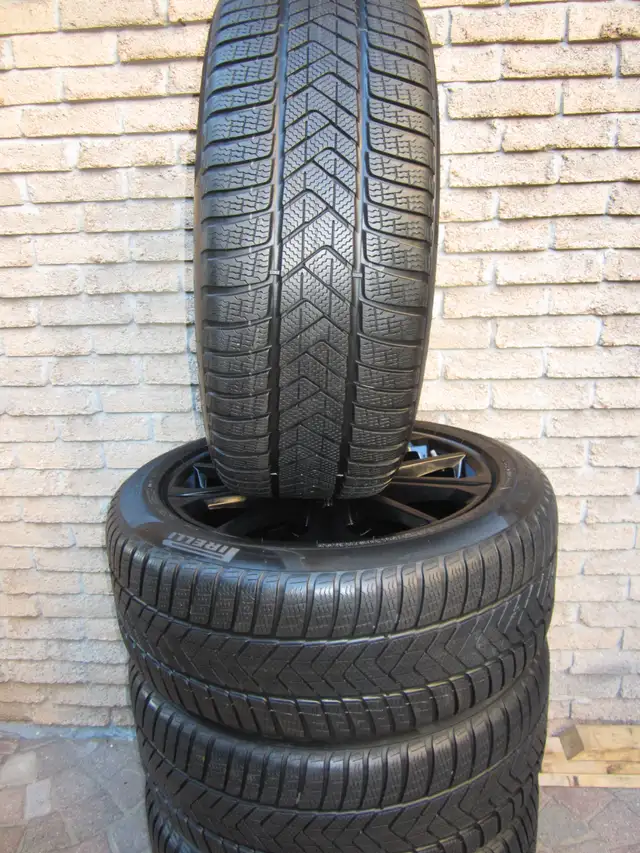 Like new  BMW X5 X6 OEM 20" winter snow wheel package style 748M in Tires & Rims in Oakville / Halton Region - Image 8
