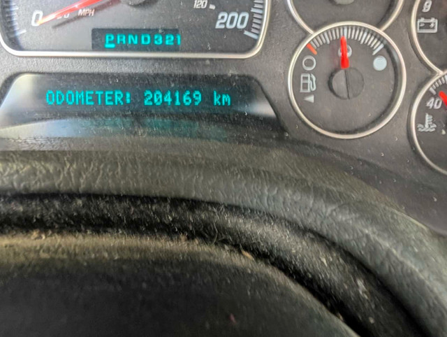 2004 GMC Envoy in Cars & Trucks in Calgary