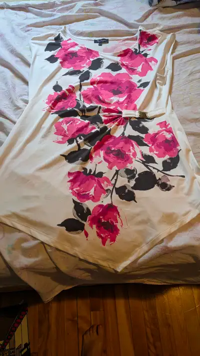 Ladies Floral tunic top, View more