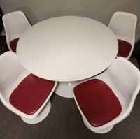 VINTAGE 70'S TULIP TABLE 4 SWIVEL CHAIRS