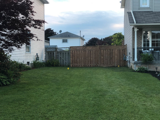 Post and fence  service  in Decks & Fences in Oshawa / Durham Region - Image 3