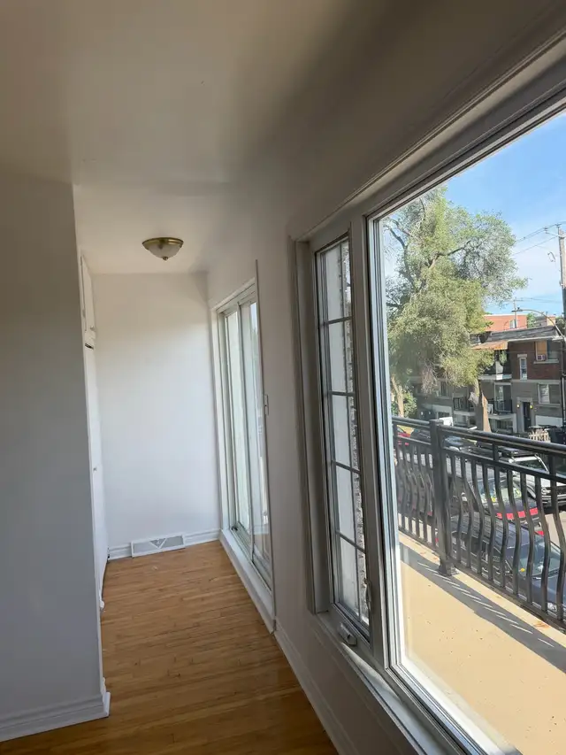 grand 51/2 à louer  in Long Term Rentals in City of Montréal - Image 8