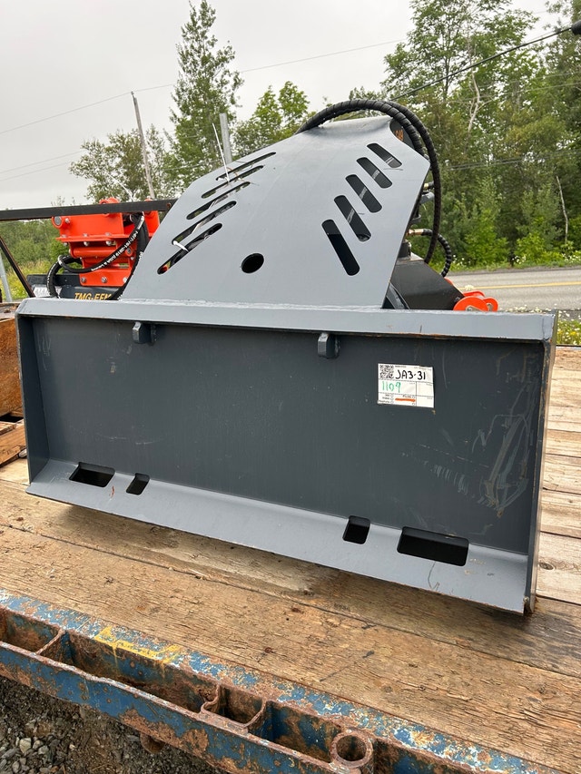 Skid steer grapple Heavy Equipment New Glasgow Kijiji