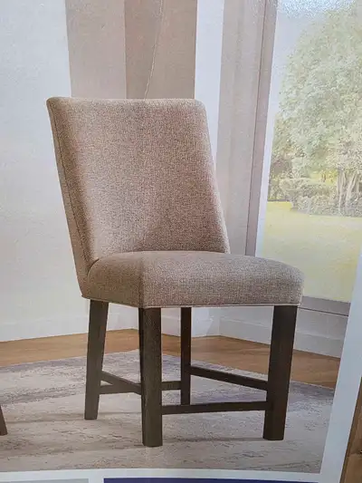 I have new, in-box counter height bar stools available! These stools feature a sturdy construction a...