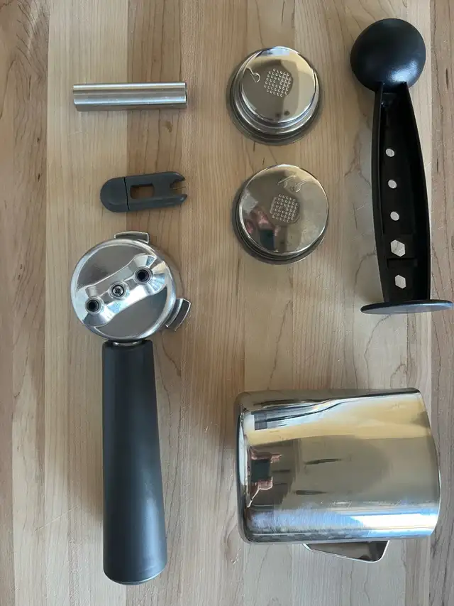 Breville Cafe Roma - clean and good condition in Coffee Makers in Kitchener / Waterloo - Image 4