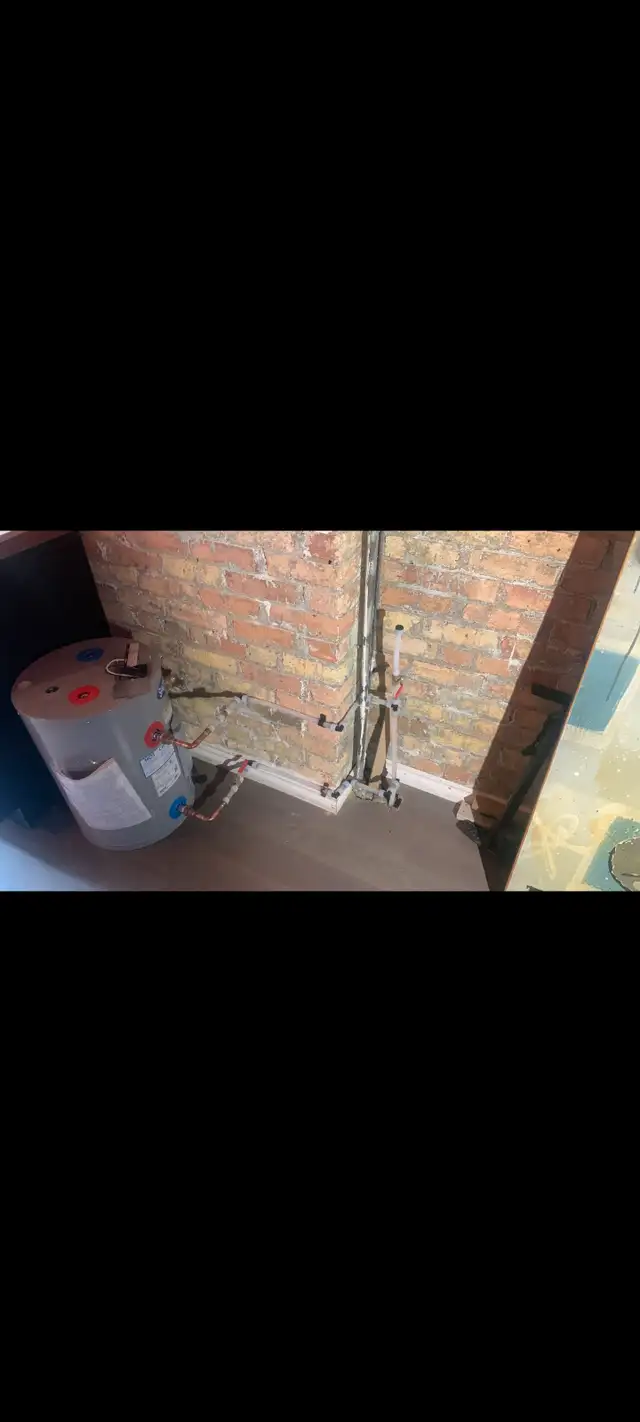 plumber looking for work (4168901993)62863714837507124