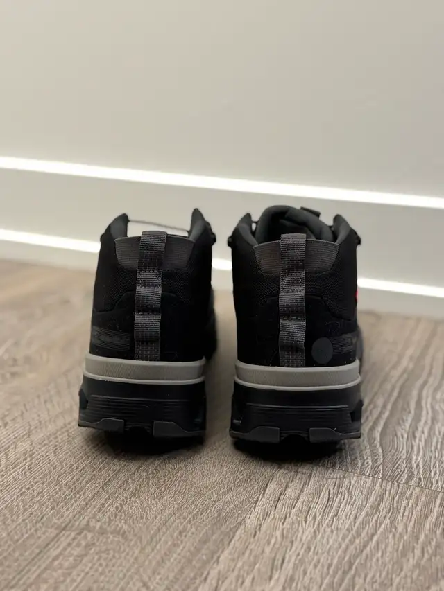 On CloudTrax Women’s Hiking Shoes in Clothing, Shoes & Accessories in Mississauga / Peel Region - Image 5