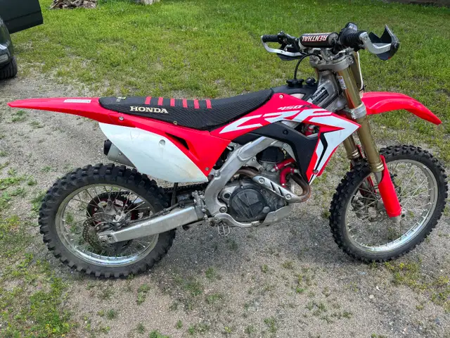 2018 CRF450R in Dirt Bikes & Motocross in Kingston - Image 4
