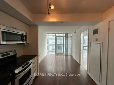 2Br 2Bath Condo Unit Only $2300 For Immediate Occup @ Queen West